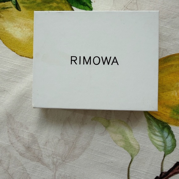 RIMOWA Handbags - RIMOWA White Box with Black Logo and Yellow Sticker, Cardholder